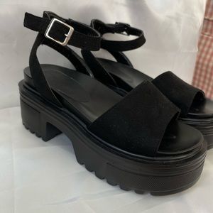 Chunky Black Sandals
